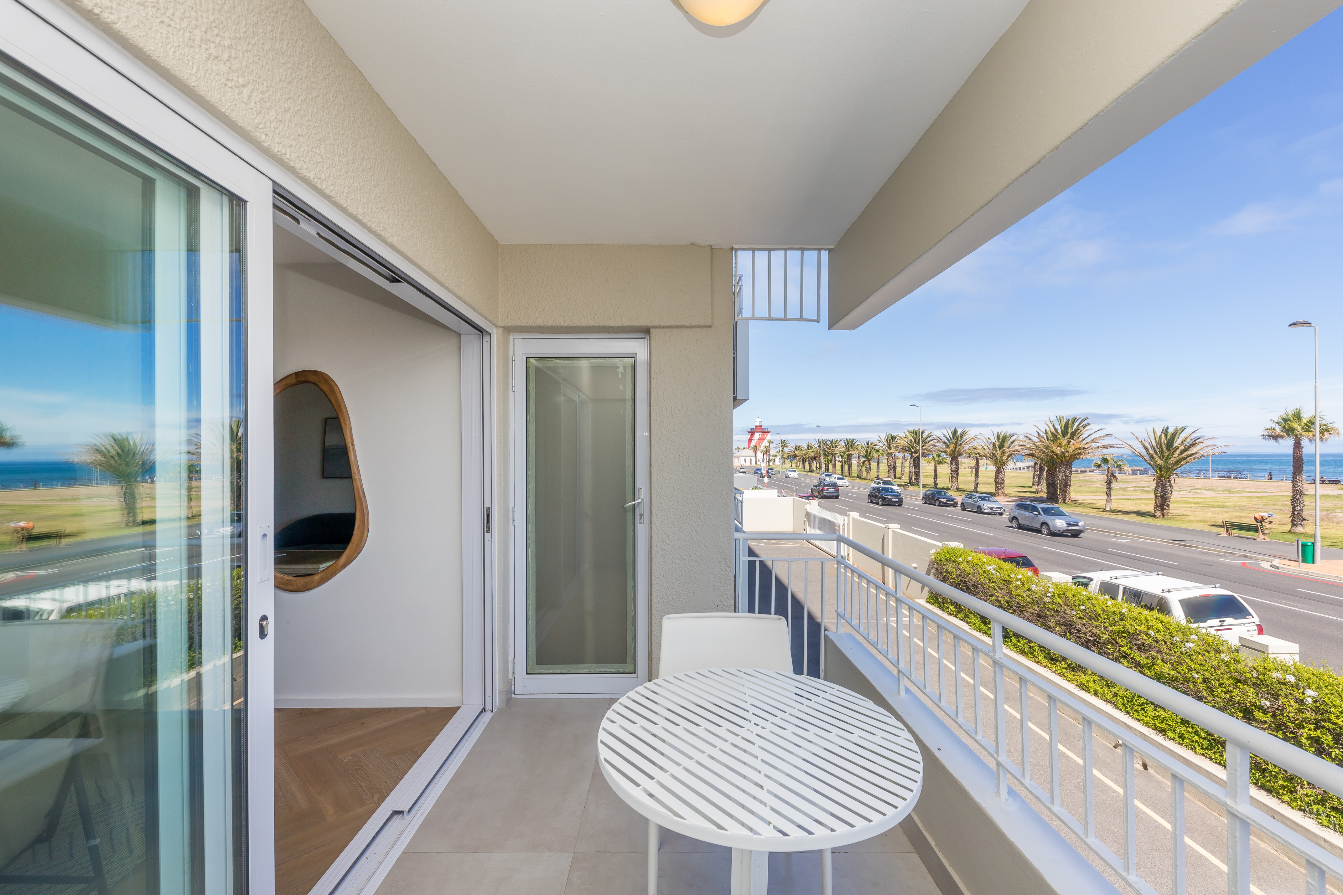 Mouille Point Village one bedroom apartment
